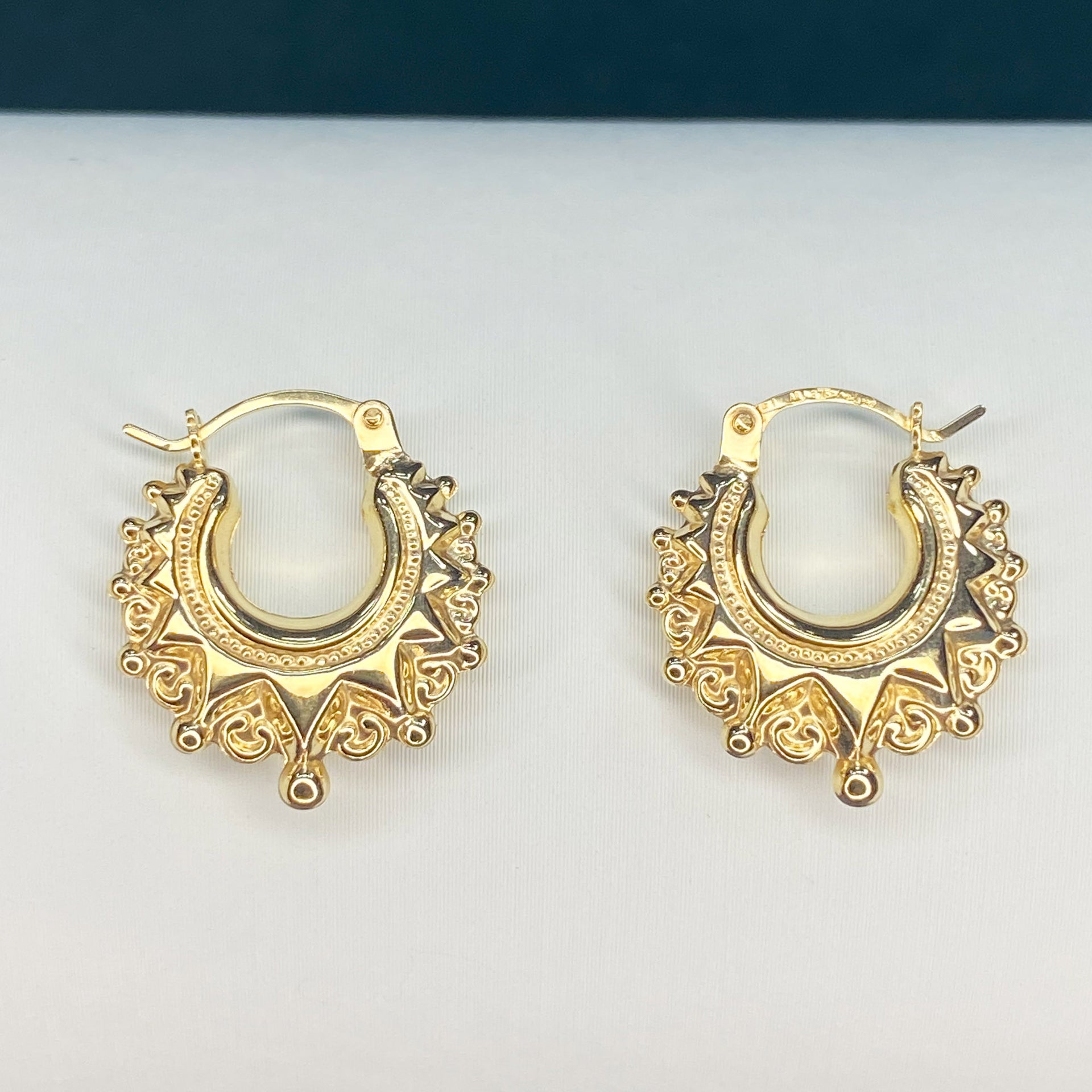 9ct solid Gold Traditional Fancy Creole Earrings 16mm