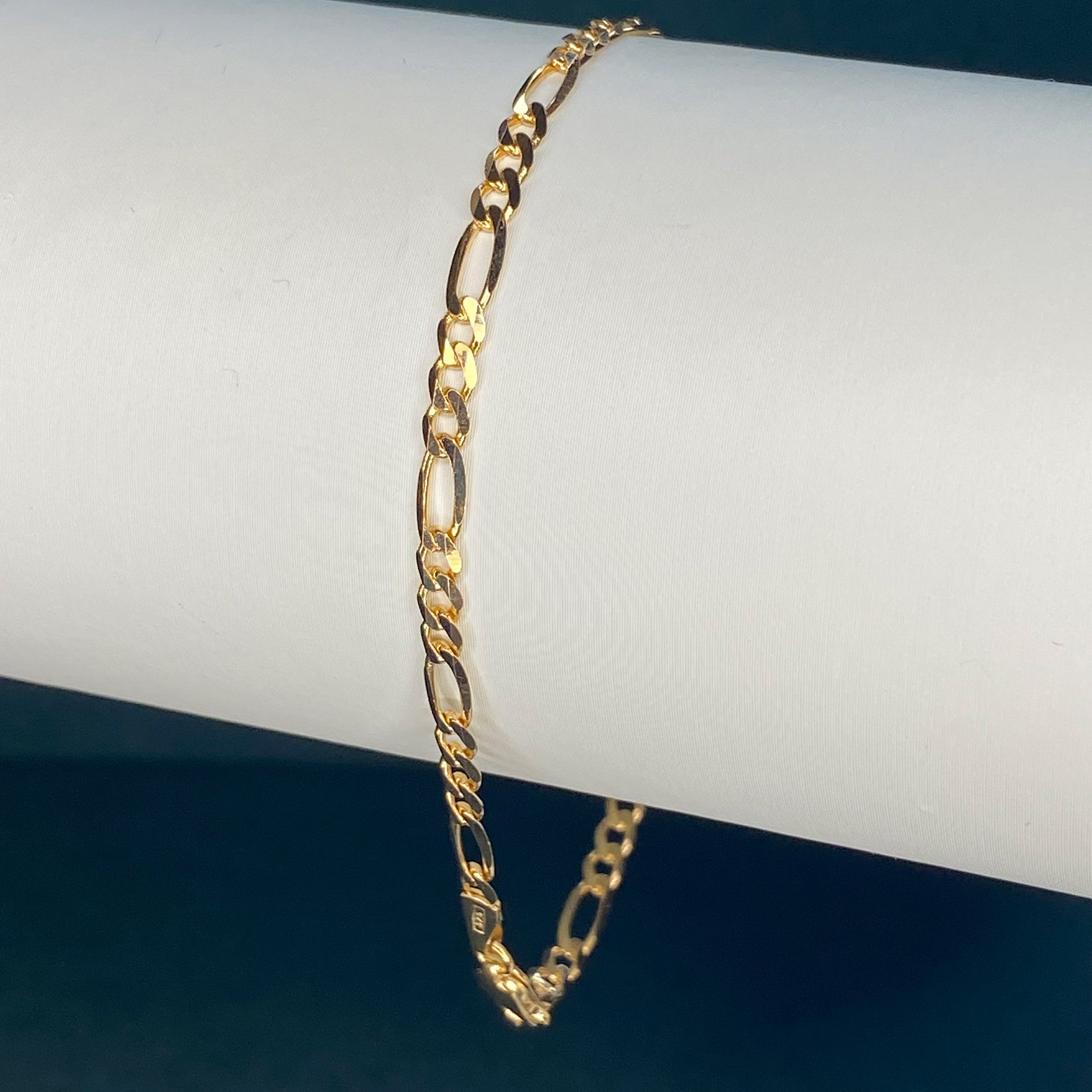 9ct solid Gold 3.6mm Figaro Chain Bracelet